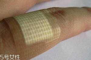 创可贴的生活小妙用,创可贴的功能