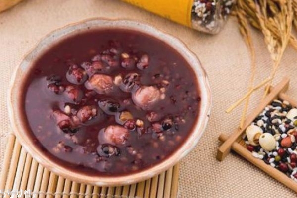 薏米红豆粥的营养价值(薏米红豆粥的营养价值)