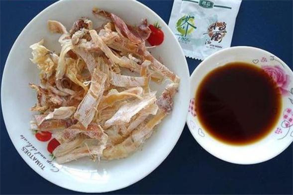 鱿鱼干食用注意事项(干鱿鱼如何食用)