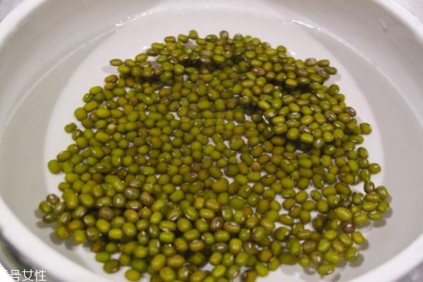 小技巧让绿豆更容易煮烂(怎么让绿豆更容易煮烂)