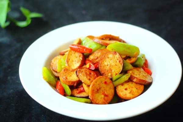 青椒炒素鸡的提示(青椒炒素鸡最简单的方法)