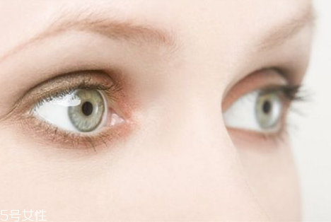 叶黄素的用处,黄叶素有什么功效? 叶黄素的用处,黄叶素有什么功效?