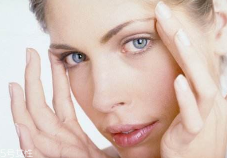 美容院的化妆品到底好不好,买美容院的化妆品好吗 美容院的化妆品到底好不好,买美容院的化妆品好吗