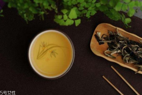 生普洱茶和熟普洱茶分别方法(生普洱茶和熟普洱茶)