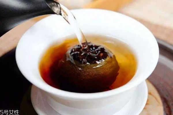 小青柑多少度水泡(小青柑多少度水泡最好)