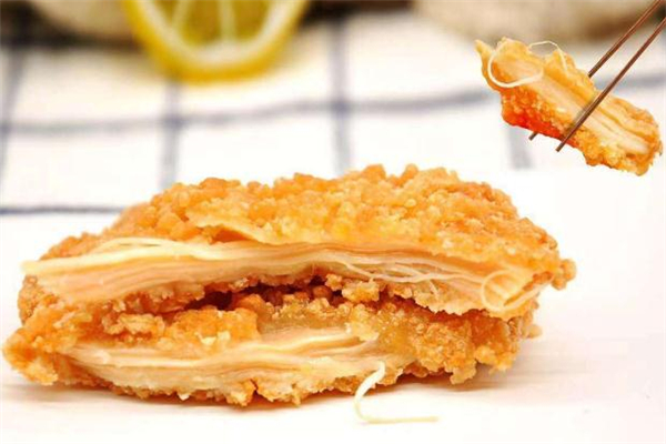 哑光口红和滋润口红的区别(哑光口红和滋润口红有什么区别)