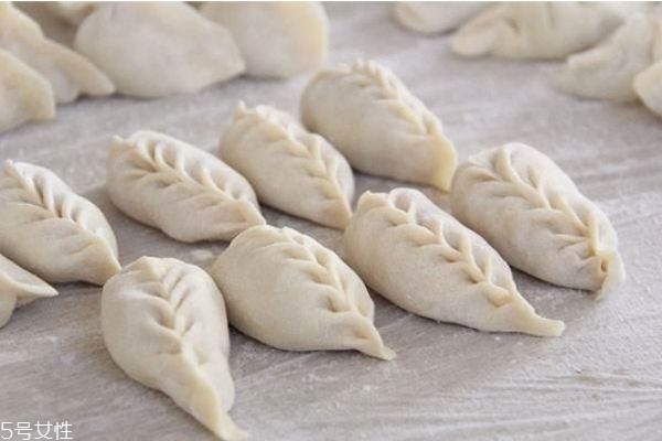 柳叶饺菜谱(柳叶饺子的做法)