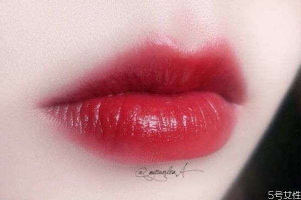 口红出汗能自己恢复吗(口红出汗怎么恢复) 口红出汗能自己恢复吗(口红出汗怎么恢复)