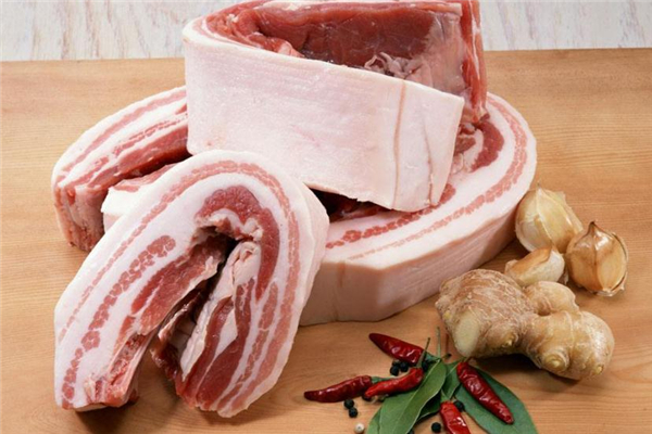 五花肉需要焯水吗(五花肉怎样炖好吃)