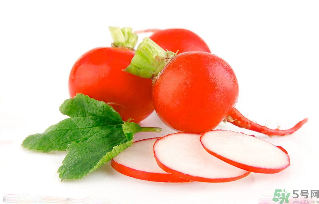 痛风患者应该吃什么(痛风患者应该吃什么食物最好)