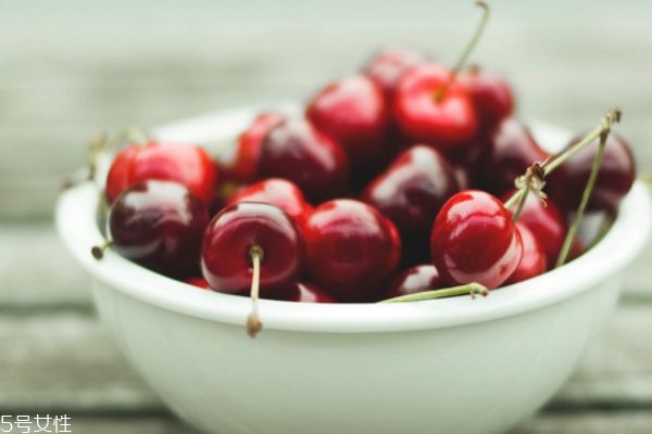 樱桃吃多了会怎么样(孕早期樱桃吃多了会怎么样) 樱桃吃多了会怎么样(孕早期樱桃吃多了会怎么样)