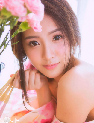 丝白祛斑软膏安全吗,丝白祛斑软膏有效吗 丝白祛斑软膏安全吗,丝白祛斑软膏有效吗