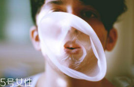 口臭是从哪里散发出来的,口臭是哪里臭