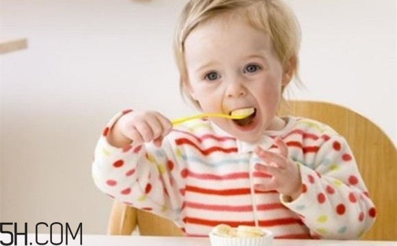什么是引起儿童消化不良的原因之一,小儿消化不良的原因 什么是引起儿童消化不良的原因之一,小儿消化不良的原因