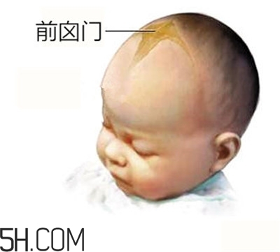 宝宝囟门可以擦洗吗,宝宝囟门脏怎么清洗