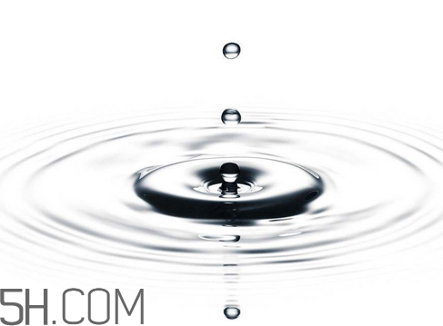 医用双氧水对人体的危害,双氧水作用和功效是什么 医用双氧水对人体的危害,双氧水作用和功效是什么