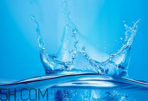 双氧水会和什么反应,双氧水会和什么发生反应 双氧水会和什么反应,双氧水会和什么发生反应