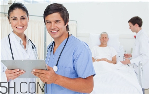 骨折后能吃鸡蛋吗,小孩骨折可以吃鸡蛋吗