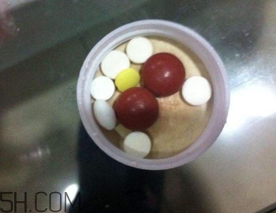 安定片和茶叶水可以一起喝吗,安定片不能和什么一起吃