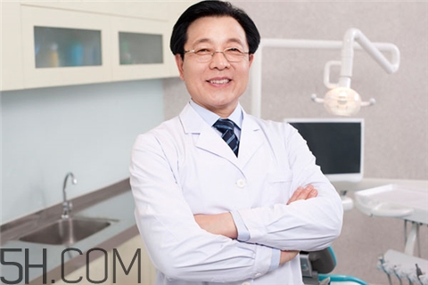 闭角型青光眼可以散瞳吗,新生血管性青光眼可以散瞳吗