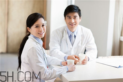 红眼病好了以后视力模糊,红眼病快好了视力模糊