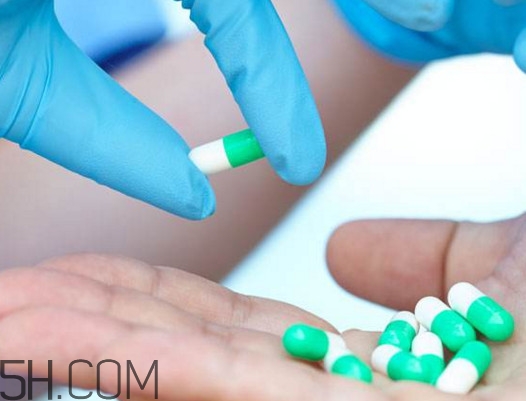 头孢和阿莫西林的区别在哪里,头孢和阿莫西林的区别哪个好