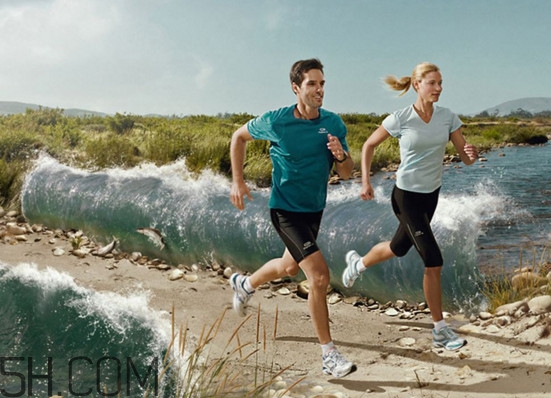 冬天跑步有什么好处和坏处,冬天什么时间跑步减肥最好 冬天跑步有什么好处和坏处,冬天什么时间跑步减肥最好