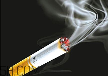 离吸烟的人多远才能免遭二手烟危害,吸多少二手烟有危害