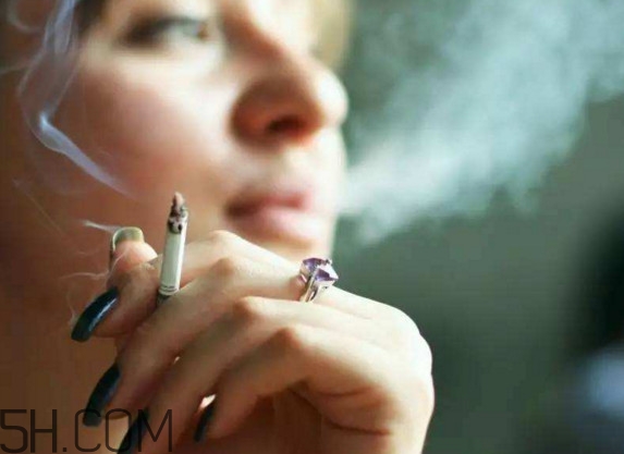 吸食二手烟危害有哪些,二手烟危害有哪些