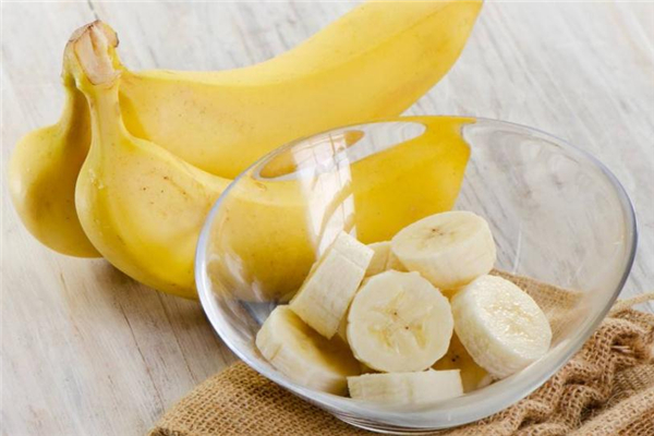 香蕉的热量(香蕉的热量是多少大卡)