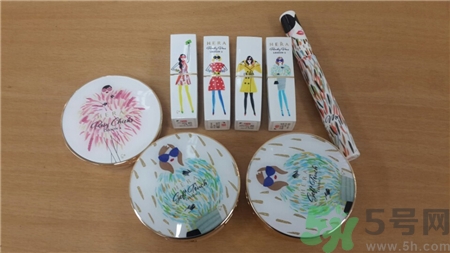 赫拉气垫经典款和黑珍珠有什么区别,色彩日记黑珍珠气垫怎么样