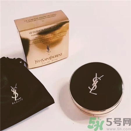 字号含有限制性内容和文字,夏日限定字体 字号含有限制性内容和文字,夏日限定字体