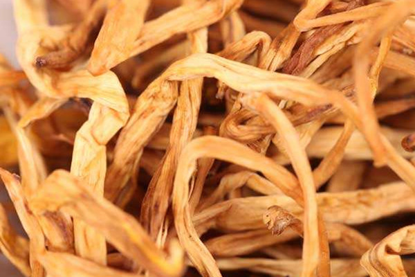 黄花菜不能和什么同吃(黄花菜不能和什么同吃?) 黄花菜不能和什么同吃(黄花菜不能和什么同吃?)