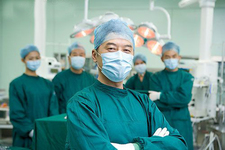 皮肤破损应先医治(皮肤破损的处理哪项是错误的)