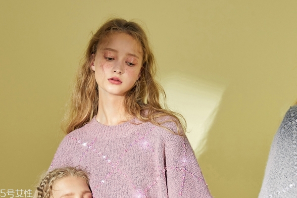 湿热症的一些表现(湿热症的表现有哪些)