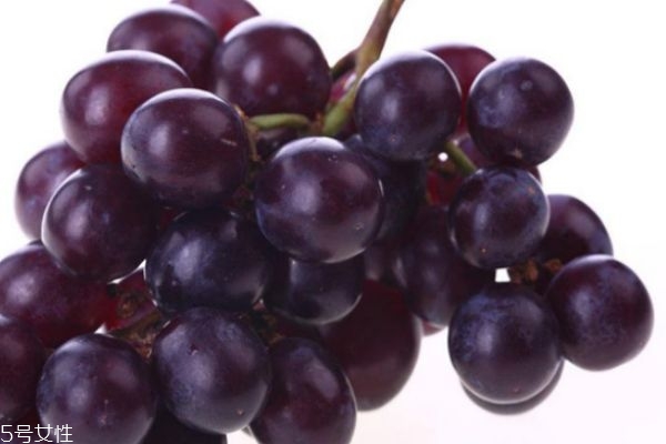 买的葡萄太酸没法吃怎么办(买的葡萄太酸了有什么吃法)