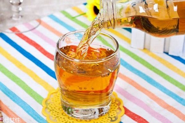 自制苹果醋的方法(自己在家做苹果醋怎么做) 自制苹果醋的方法(自己在家做苹果醋怎么做)