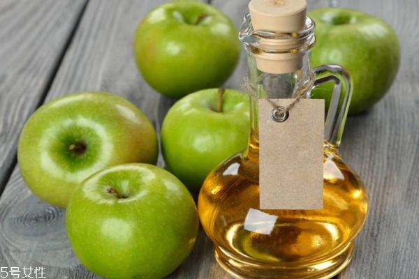 苹果醋的正确喝法(苹果醋的正确喝法一天喝多少)
