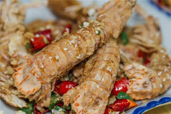 琵琶虾如何挑选(琵琶虾如何挑选)