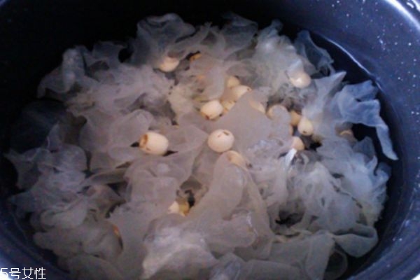 纪梵希口红真假(纪梵希口红真假鉴定)