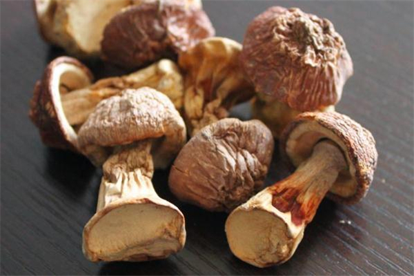 姬松茸有哪些功效(姬松茸有哪些功效)