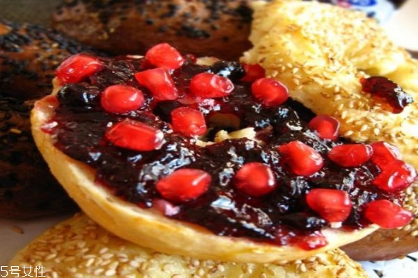 什么时候吃果酱最好(果酱怎么吃比较好)