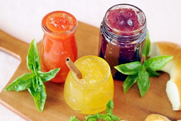 果酱怎么做(果酱怎么做好吃)