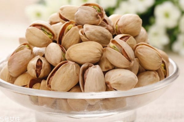 开心果吃多了还会怎么样(吃开心果吃多了会怎么样)