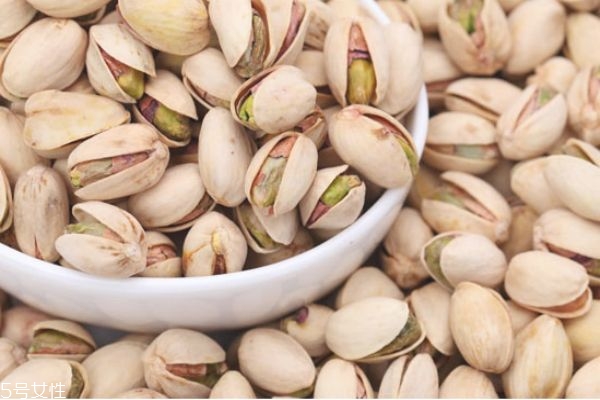 孕妇吃开心果的营养(孕妇吃开心果的营养价值和功效)