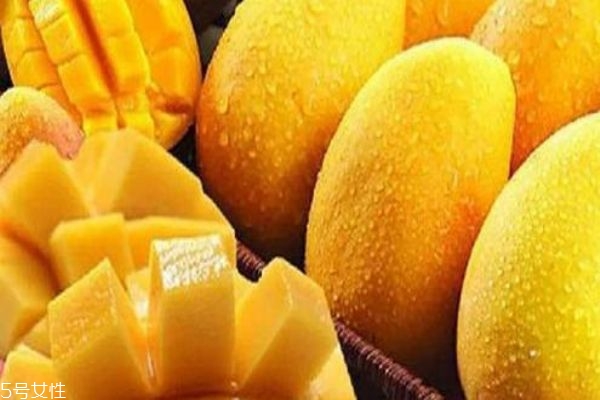 什么时间吃芒果干好(芒果干什么时候吃最好)