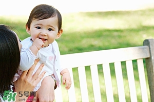 涂抹凡士林越薄越好(凡士林为什么不能厚涂)