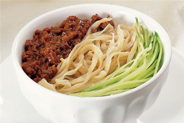 面条适合什么时候吃(面条适合什么时候吃)