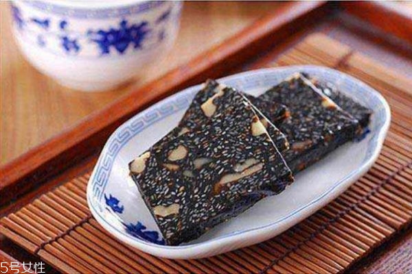 女人肾虚能吃阿胶吗(女人肾虚能吃阿胶吗) 女人肾虚能吃阿胶吗(女人肾虚能吃阿胶吗)