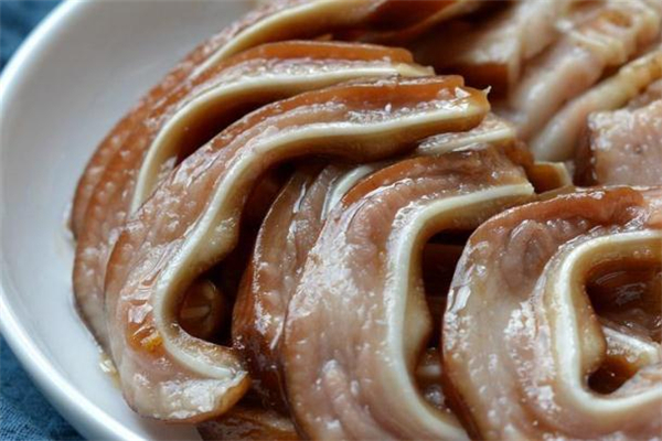 猪耳朵怎么做好吃(猪耳朵怎么做好吃又简单)